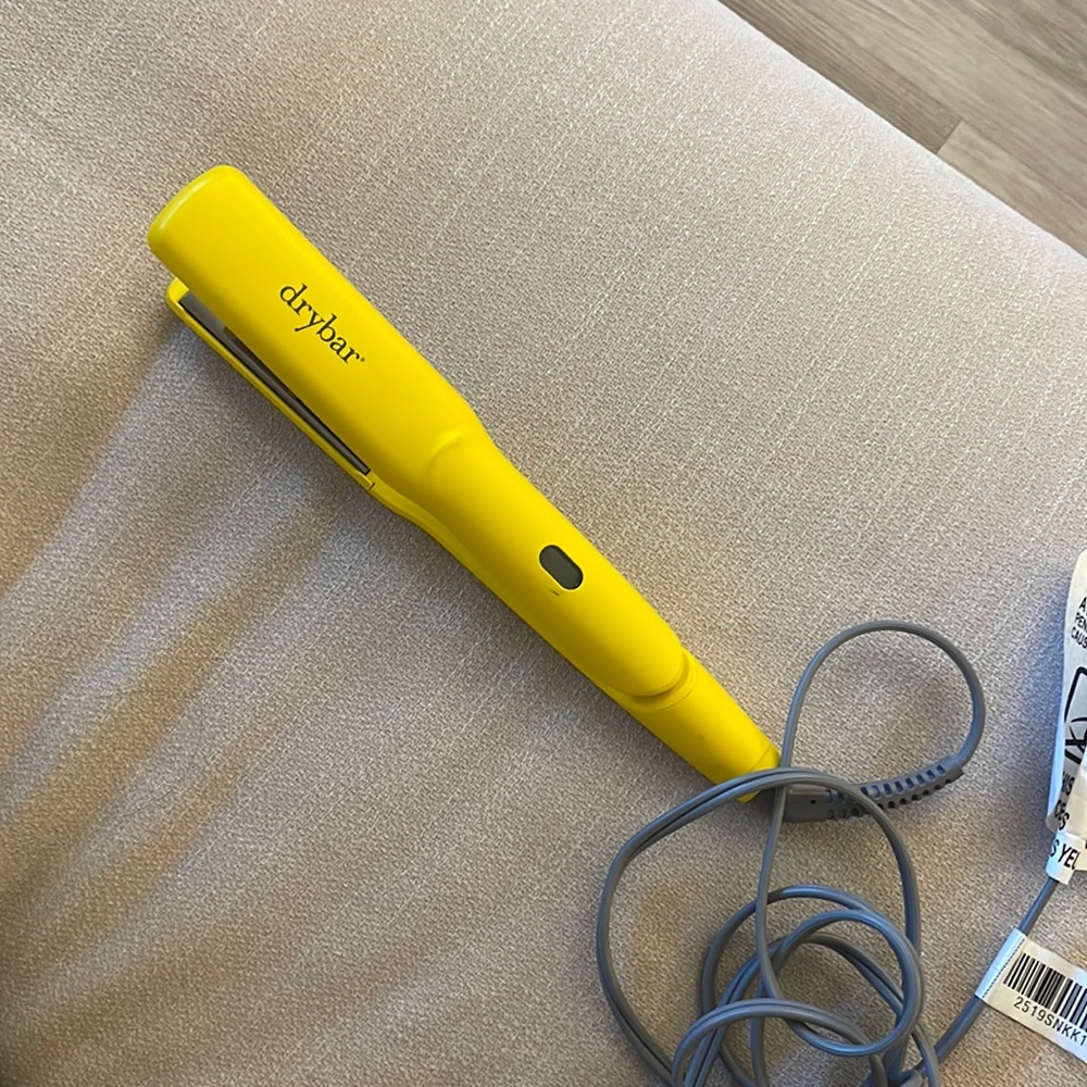 Drybar hair straightener